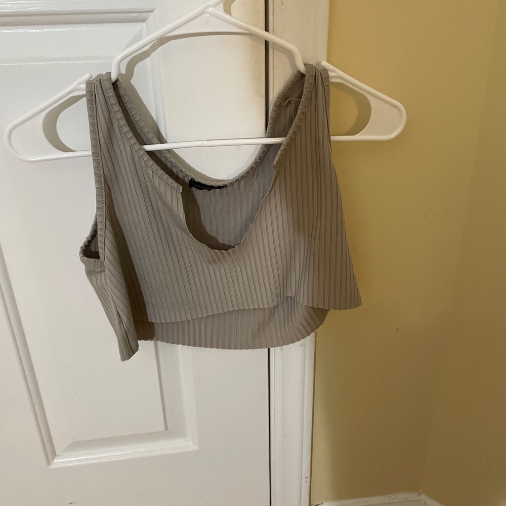 Pretty little thing gray crop top great condition